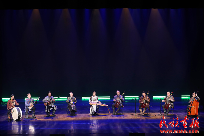 《多彩呼伦贝尔》专场演出北京首演拉开全国巡演大幕 图片报道 第4张